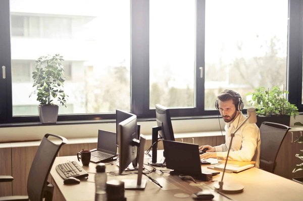 Comment utiliser les chatbots pour automatiser son service client